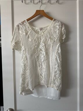 Women's Cream Lace Overlay Short Sleeve Blouse